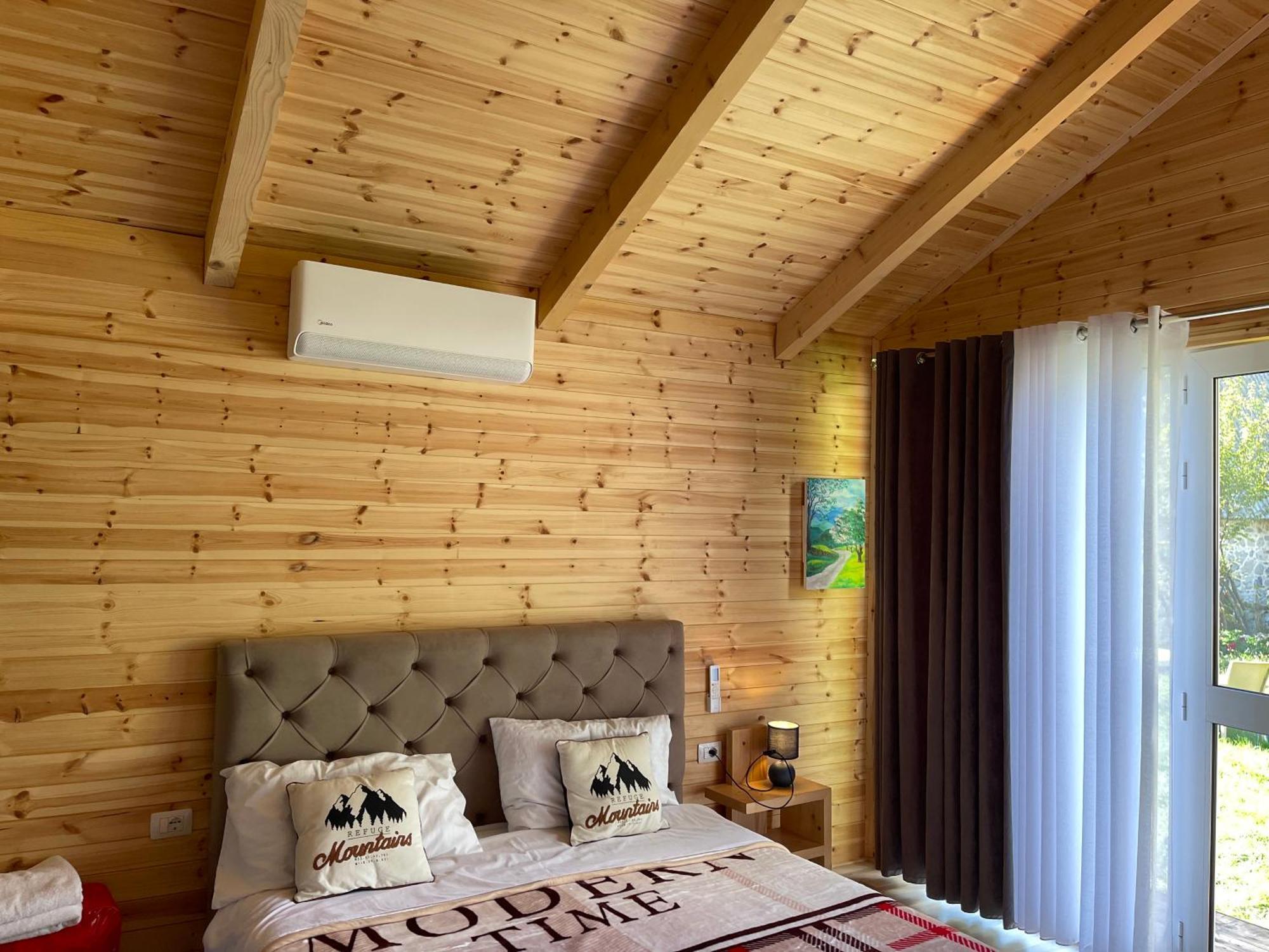 Villa Thethi Mountain